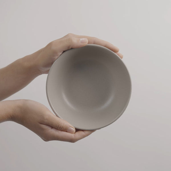 4 piece beige stoneware ceramic cereal dessert bowls