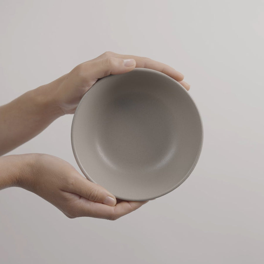 4 piece beige stoneware ceramic cereal dessert bowls