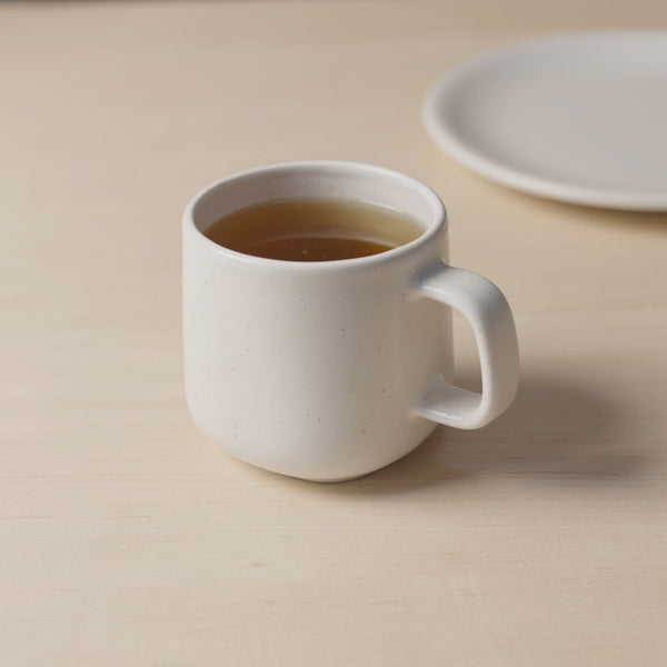 4 piece white stoneware ceramic coffee tea mugs